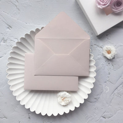 PARIS Envelope